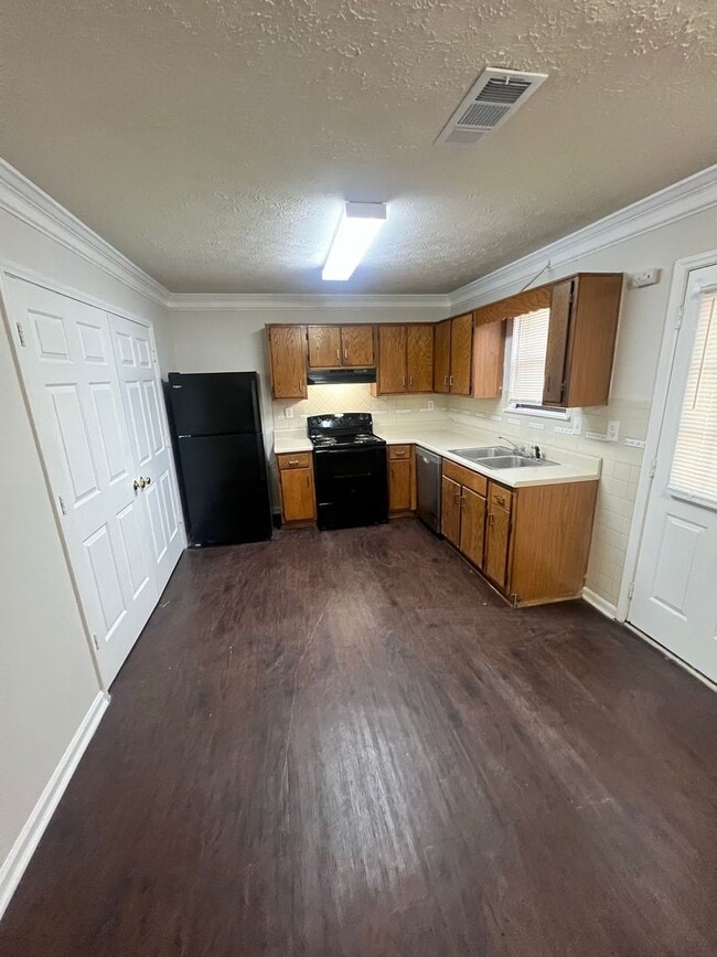 3125-3127 Sarah Lou Dr in Snellville, GA - Building Photo - Building Photo