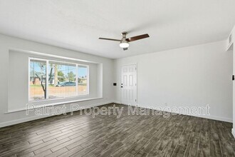 3701 W Keim Dr in Phoenix, AZ - Building Photo - Building Photo
