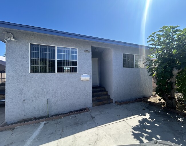 property at 1153 W 22nd St
