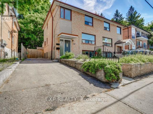 property at 28 Edinborough Ct