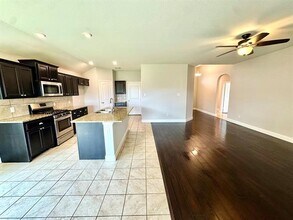 8428 Artesian Spring Dr in Fort Worth, TX - Building Photo - Building Photo