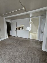 260 Laurel St in Manchester, NH - Building Photo - Building Photo