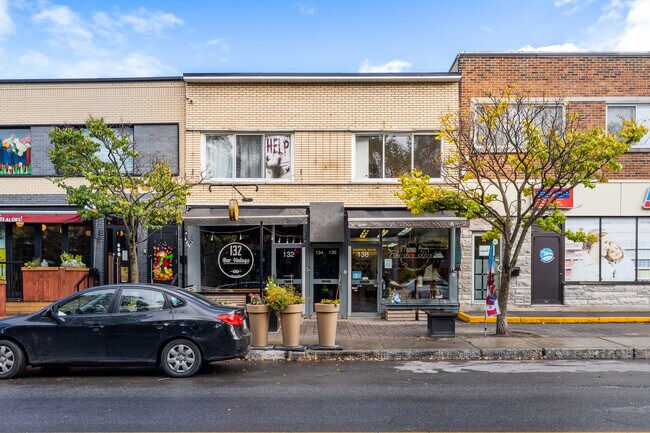 132-138 Fleury Rue O in Montréal, QC - Building Photo - Building Photo
