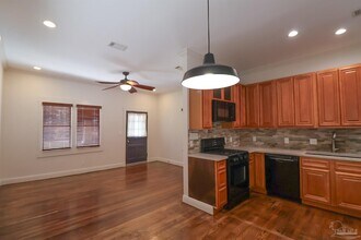 422 N Davis Hwy in Pensacola, FL - Building Photo - Building Photo