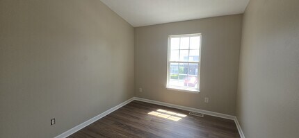3130 George Buchanan in La Vergne, TN - Foto de edificio - Building Photo