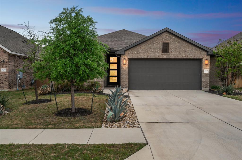 2009 Caritas Dr in Leander, TX - Building Photo