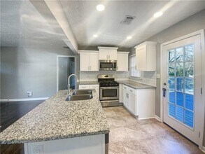 3168 Canary Ct in Decatur, GA - Building Photo - Building Photo
