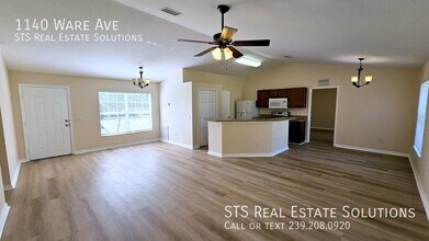 1140 Ware Ave in Port Charlotte, FL - Building Photo - Building Photo