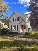 548 Fremont Ave NW in Grand Rapids, MI - Building Photo