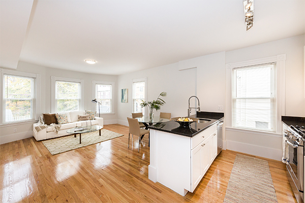 4 Osgood St, Unit 2 in Somerville, MA - Building Photo - Building Photo