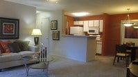 Interior Photo - Oak Pointe Apartamentos in Simpsonville, South Carolina