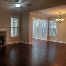 185 Broxten Dr in North Augusta, SC - Foto de edificio - Building Photo