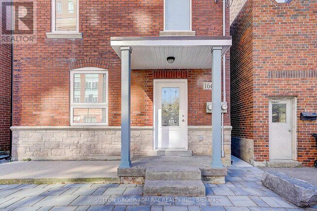 166 Vaughan Rd in Toronto, ON - Building Photo - Building Photo