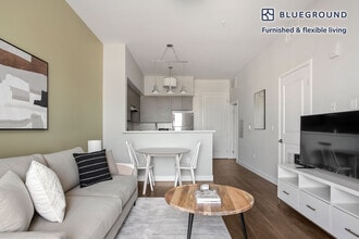 5500 Klump Ave, Unit FL5-ID853 in Los Angeles, CA - Building Photo - Building Photo