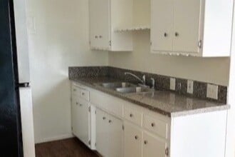 1311 Berkeley St in Santa Monica, CA - Foto de edificio - Building Photo