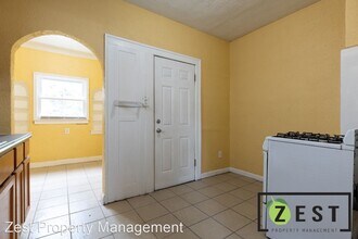 5090 Devonshire Rd in Detroit, MI - Building Photo - Building Photo