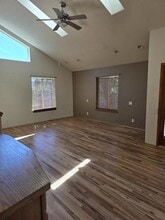 1020 NE Hefley St in Grants Pass, OR - Building Photo - Building Photo