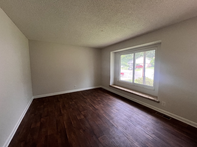 property at 416 Ocala Ct N