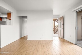 5877 N Granite Reef Rd, Unit 1154 in Scottsdale, AZ - Foto de edificio - Building Photo