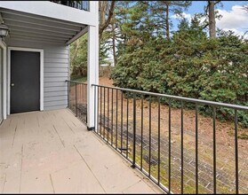 515 Granville Ct in Atlanta, GA - Building Photo - Building Photo