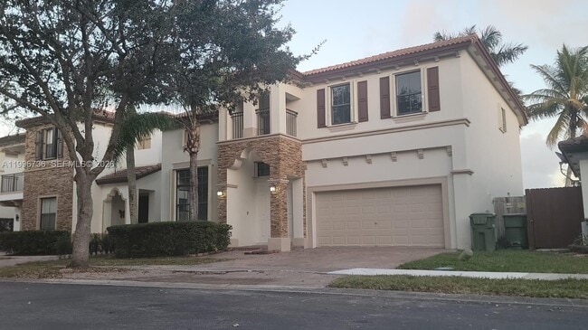 571 SE 37th Pl in Homestead, FL - Building Photo - Building Photo