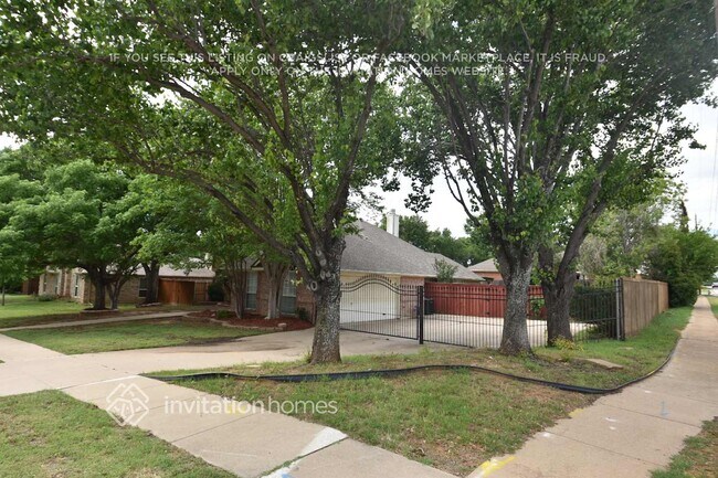 1501 Hunter Ct in Keller, TX - Foto de edificio - Building Photo