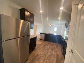 309 Riverdale Dr in Jarrell, TX - Building Photo - Building Photo