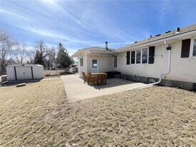 10809 Abbott Ave S in Minneapolis, MN - Building Photo