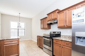 9301 Chastain Pl in Cordova, TN - Foto de edificio - Building Photo