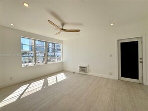 6944 Byron Ave in Miami Beach, FL - Building Photo - Building Photo