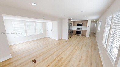 135 Hilson Ct in Tavernier, FL - Building Photo - Building Photo