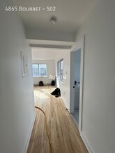 4865 Av Bourret in Montréal, QC - Building Photo - Building Photo