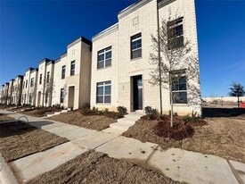 2909 Ali Dr in Waxahachie, TX - Building Photo