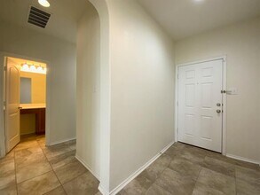 120 Carrington St in Hutto, TX - Building Photo - Building Photo