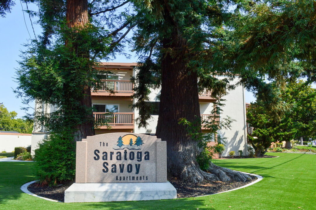 Saratoga Savoy Apartments in San Jose, CA - Foto de edificio