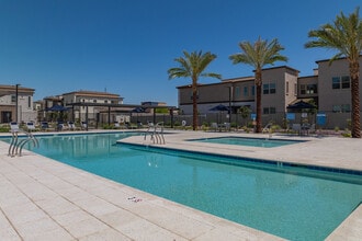 Bella Olivia in Peoria, AZ - Foto de edificio - Building Photo