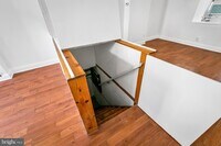 1109 Sterrett St photo'