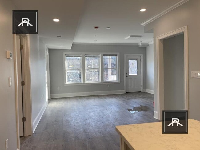 120 Kenrick St in Boston, MA - Building Photo - Building Photo