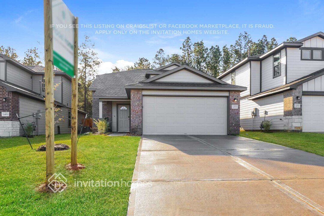 24975 Aconite Ln in Montgomery, TX - Building Photo