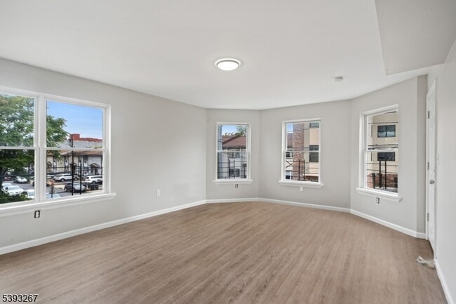 74 16th Ave in Paterson, NJ - Building Photo - Building Photo