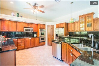 299 1st Ave S in Naples, FL - Building Photo - Building Photo