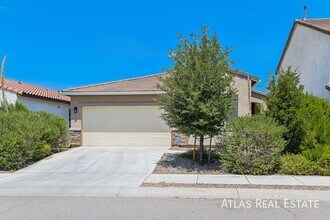 7184 S Paseo Monte Verde in Tucson, AZ - Foto de edificio - Building Photo