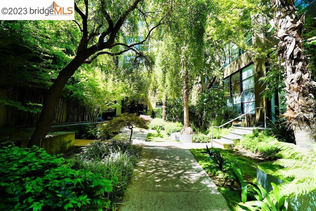 1500 Park Ave-Unit -202 in Emeryville, CA - Building Photo