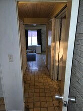 124 Lakeview Ave, Unit B Unit in Battle Creek, MI - Building Photo - Building Photo