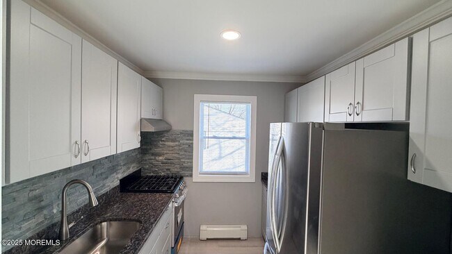 420 Cross Rd in Matawan, NJ - Building Photo - Building Photo