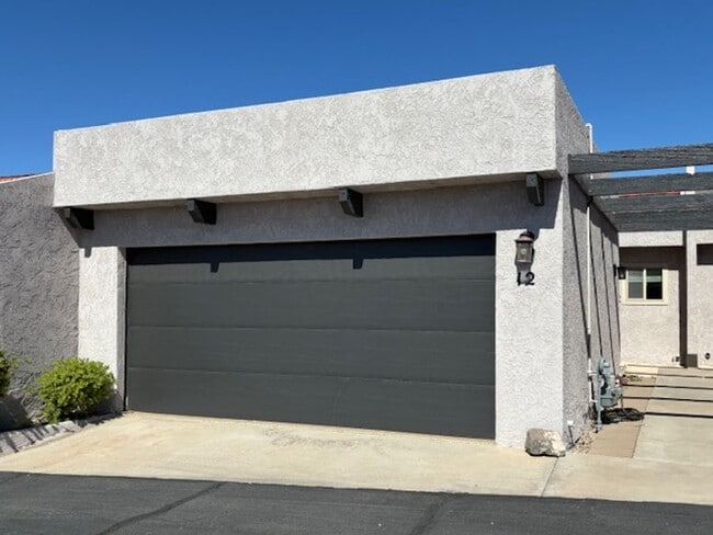 2673 Jamaica Blvd S in Lake Havasu City, AZ - Building Photo - Building Photo