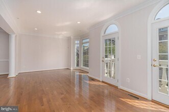 7748 Legere Ct in McLean, VA - Building Photo - Building Photo