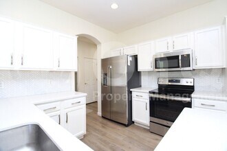 3250 E Hampton Ln in Gilbert, AZ - Building Photo - Building Photo