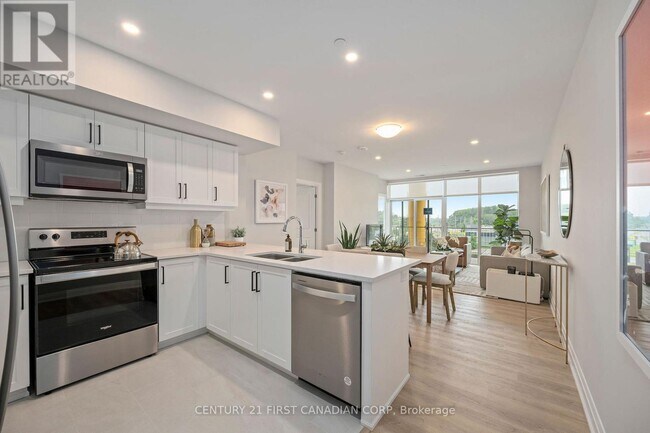 4286 King St E in Kitchener, ON - Building Photo - Building Photo