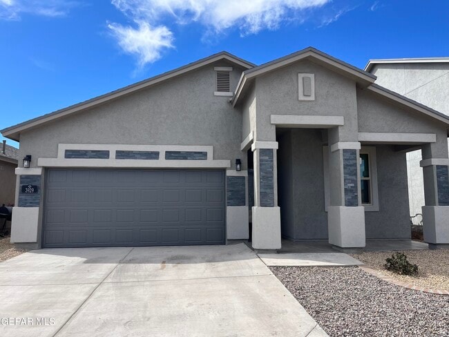 3929 Desert Bluff Dr